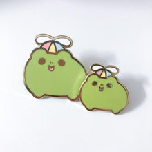 Load image into Gallery viewer, enamel pin series - frogs in hats